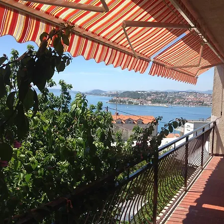 Appartement Arthur Podstrana